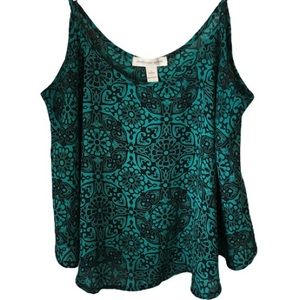 AMBIANCE APPAREL LARGE GREEN TOP